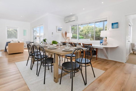 Queen Of Hearts Beach House - Accommodation Rockhampton 3