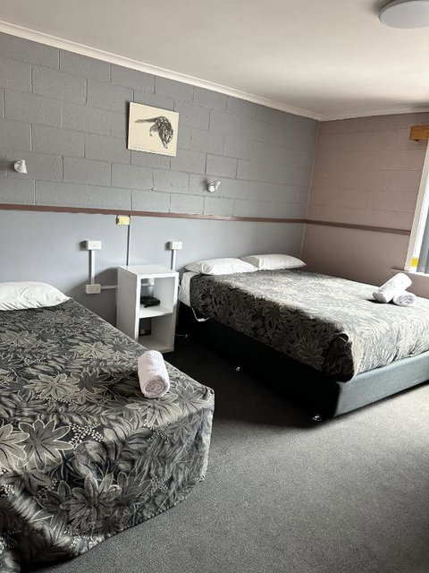 Queenstown Motor Lodge - Accommodation Rockhampton 1