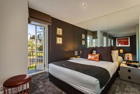 Quest East Melbourne - Accommodation Rockhampton 0