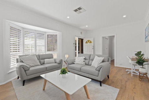 Quiet 2-Bed Retreat With Private Courtyard - Accommodation Rockhampton 0