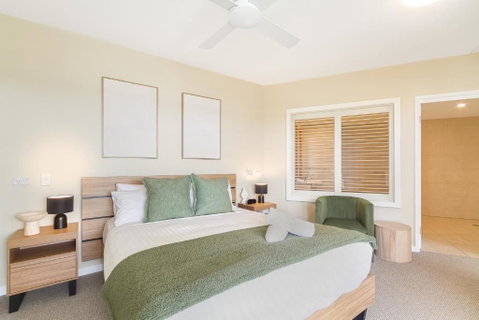 Quiet Apartment In Mantra Salt Beach By UHoliday - 2BR, 1BR And Hotel Room Configurations Available - Accommodation Rockhampton 3