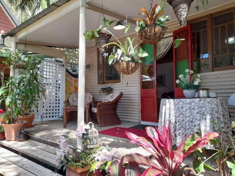 Quirky Cottage In Centre Of Maleny, Walk Everywhere - Accommodation Rockhampton 3