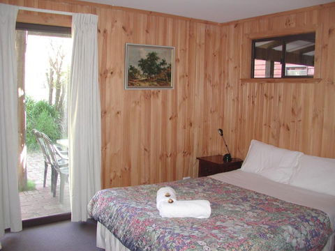 Rainbow House - Accommodation Rockhampton 3