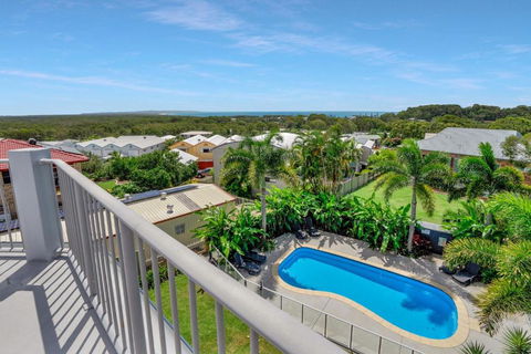 Rainbow Towers 2 Rainbow Beach - Accommodation Rockhampton 3