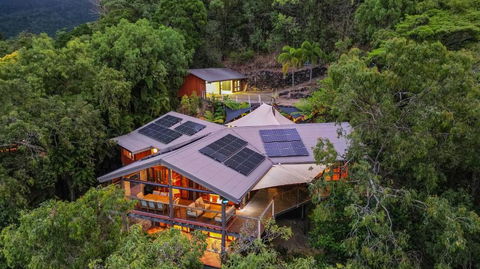 Rainforest Treehouse Sanctuary - With Ocean Views - Accommodation Rockhampton 0