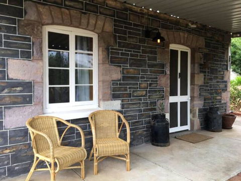 Randell Cottage - Adelaide Hills - Cosy Rustic Hideaway - Accommodation Rockhampton 1