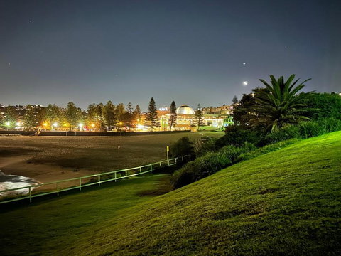 Randwick Luxury 2 Bed Apt - Accommodation Rockhampton 2