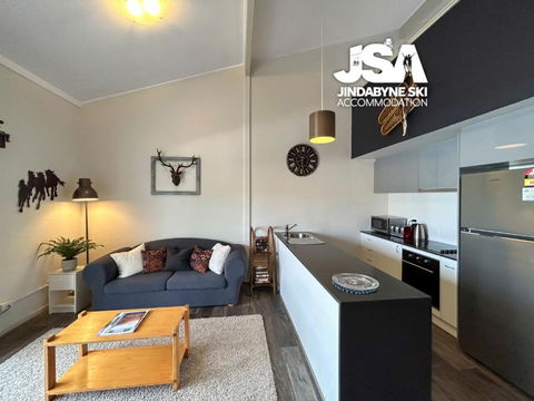 Razorback 6 - Accommodation Rockhampton 2