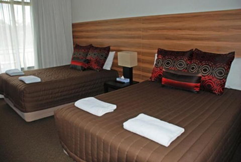 Red Cedars Motel - Accommodation Rockhampton 1