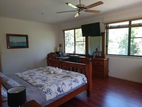 Quand0ng Valley Inn - The Hidden Waterfall Family Retreat - Accommodation Rockhampton 2