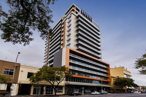 Astra Apartments Adelaide - Accommodation Rockhampton 1