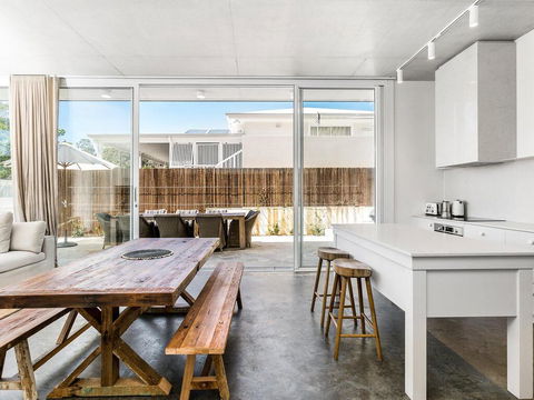 Audrey - Accommodation Rockhampton 2