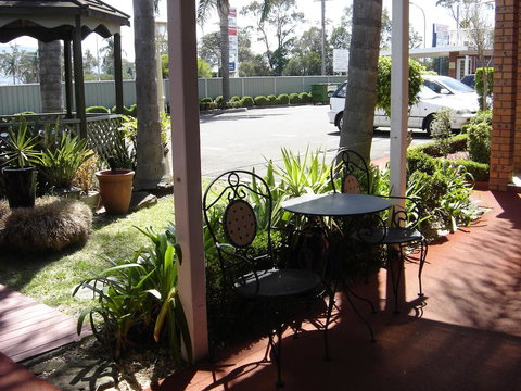 Avaleen Lodge Motor Inn - Accommodation Rockhampton 2
