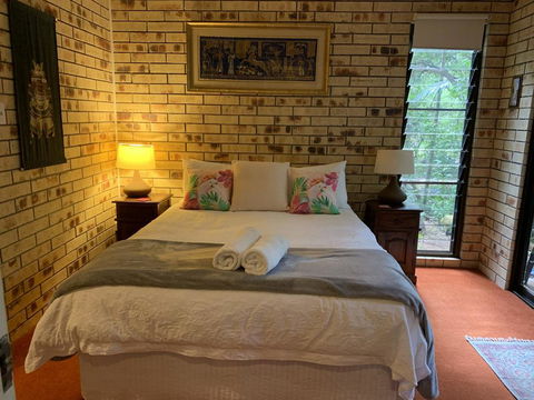 Avalon - Accommodation Rockhampton 1