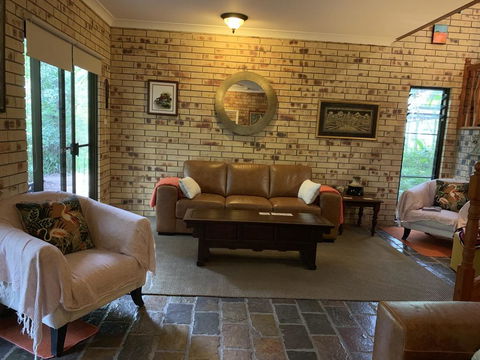 Avalon - Accommodation Rockhampton 2