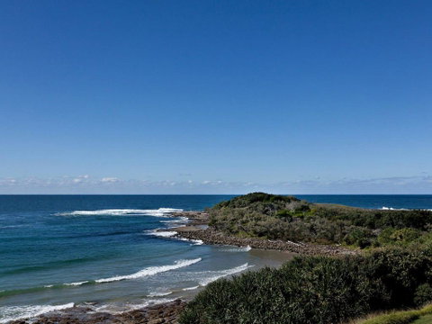 Avalon 2- Uninterrupted Views- Almost On The Beach! - Accommodation Rockhampton 1