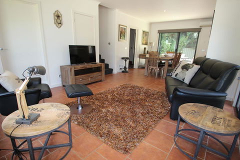 Avignon In Bright - Accommodation Rockhampton 0