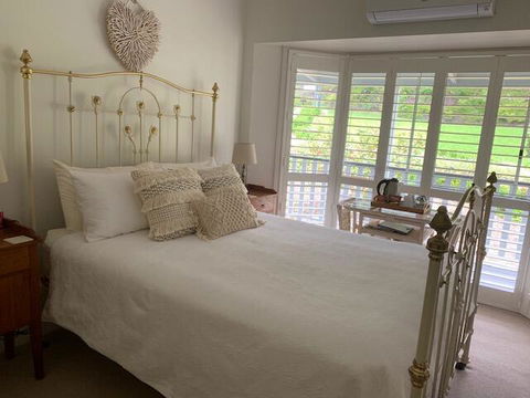 Avocado Grove BnB - Accommodation Rockhampton 2