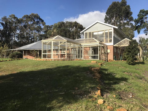 Avvara - Accommodation Rockhampton 0