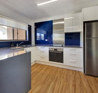 Azure Beach Stop - Accommodation Rockhampton