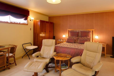 B & B At Winterbrook - Accommodation Rockhampton 1