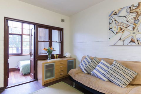 B3 Walk To UWA, Swan River On The Nedlands Border - Accommodation Rockhampton 3