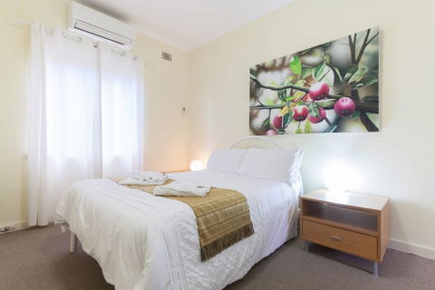 B5 Close To Nedlands, Cafes, Swan River, SCGH & UWA - Accommodation Rockhampton 1