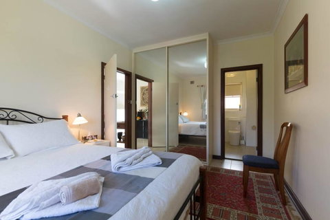 B9 Close To UWA, Swan River, Cafes And The New Children's Hospital - Accommodation Rockhampton 0