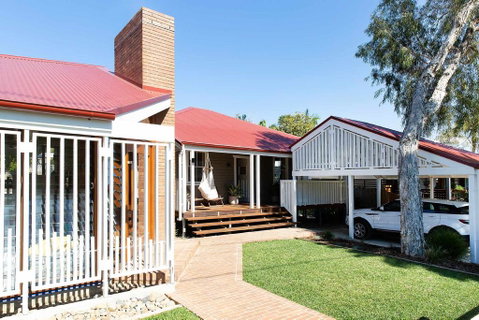 Bacchus - Accommodation Rockhampton 1
