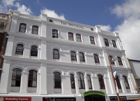 Backpackers Imperial Hotel - Accommodation Rockhampton 0
