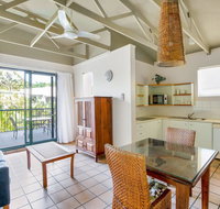 Baden 11 - Rainbow Shores Couples Beachside Escape Aircon Pools - Accommodation Rockhampton