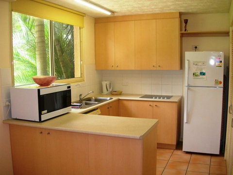 Baden 29 - Rainbow Shores, Air Conditioned, Ground Floor, Walk To Beach, Pool - Accommodation Rockhampton 3