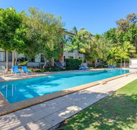 Baden 42 - Rainbow Shores Ground floor unit air conditioned overlooking outdoor spa - Accommodation Rockhampton