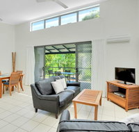 Baden 46 - Rainbow Shores Walk To Beach Top Floor Air conditioned Unit Pools - Accommodation Rockhampton
