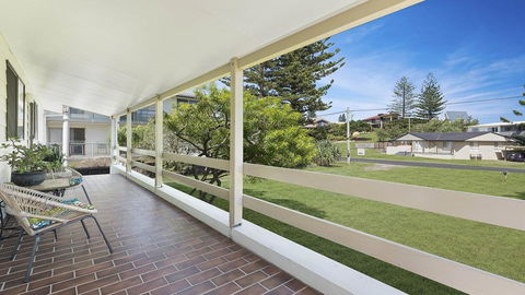 Bailey's Beach House - Accommodation Rockhampton 2