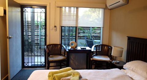 Bali Studio - Accommodation Rockhampton 0