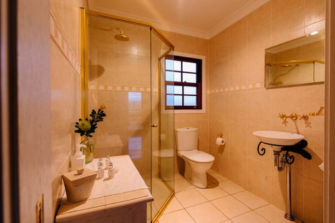 Barrington Hideaway- River Cottages - Accommodation Rockhampton 2