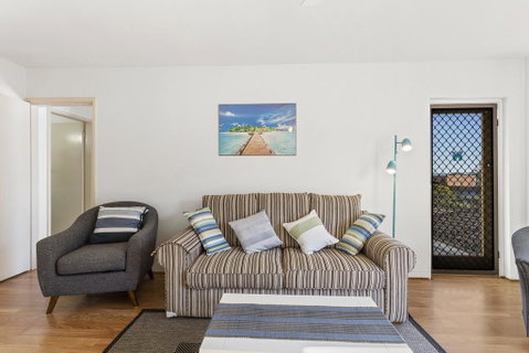 Bay Blue @ Nelson Bay- Just 3 Minutes Walk To Flypoint Beach And 10 Minutes Walk To Little Beach - Accommodation Rockhampton 3