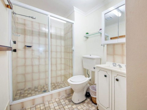 Bay Parklands, Unit 62/2 Gowrie Avenue - Accommodation Rockhampton 2