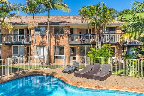 Bayside Court Apartments - Accommodation Rockhampton 0