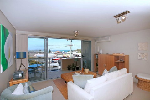 Bayview Apartments, Unit 7/42 Stockton Street - Accommodation Rockhampton 0