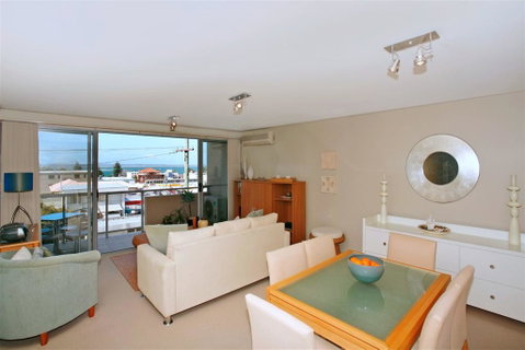 Bayview Apartments, Unit 7/42 Stockton Street - Accommodation Rockhampton 1