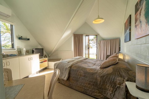 Beach Cabins Merimbula - Accommodation Rockhampton 2