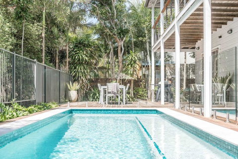 Beach Chalet - Accommodation Rockhampton 0