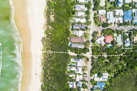 Beach Chalet - Accommodation Rockhampton 2