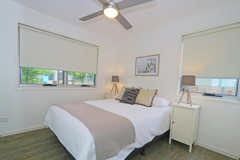 Beach Shacks #1 Casuarina - Accommodation Rockhampton 1
