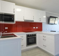 Beachfront 4 25 Willow Street - Accommodation Rockhampton