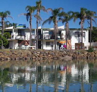 Beachfront 5 25 Willow Street - Accommodation Rockhampton