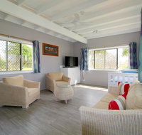 Beachfront 6 25 Willow Street - Accommodation Rockhampton