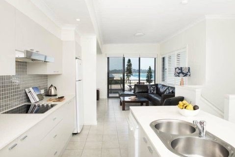 Beachfront 8 - Accommodation Rockhampton 0